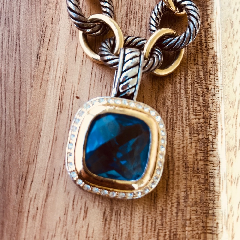 Premier Design Magnetic Pendant & Necklace